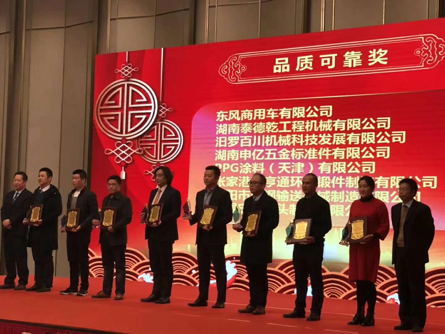 洗砂機(jī), 輸送機(jī), 制砂機(jī), 皮帶機(jī), 托輥, 輥筒, 滾筒, 立輥, 帶式輸送機(jī), 膠帶機(jī), 輥?zhàn)? 托輥支架, 改向滾筒, 傳動(dòng)滾筒